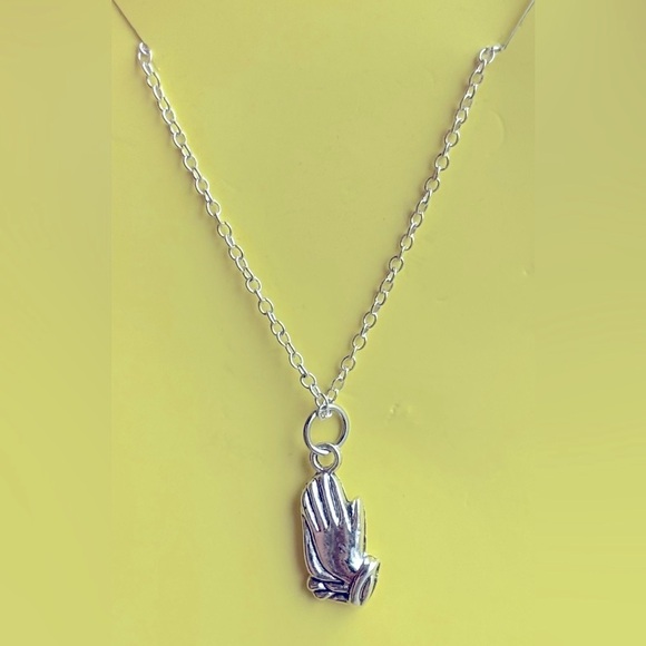 Praying Hands Necklace on 20” sterling silver chain with lobster clasp - Picture 1 of 2
